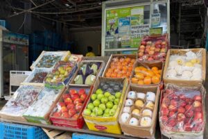 ផ្លែ​ឈើ​ដាក់​លក់​នៅ​លើ​តូប​មួយ​កន្លែង​ក្នុង​រាជធានី​ភ្នំពេញ ថ្ងៃទី​២០ ខែមិថុនា ឆ្នាំ២០២៥។ (ខេមបូចា/ ស៊ើង និមល់)