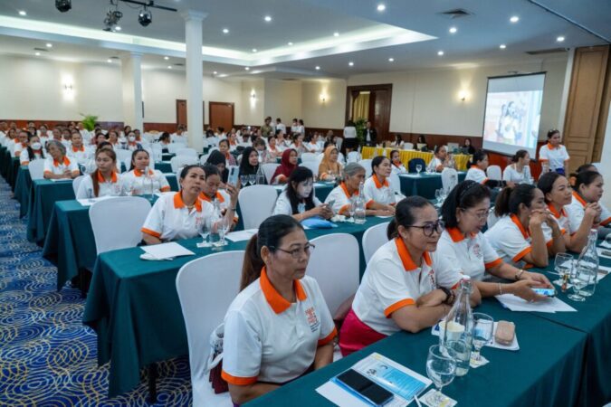 អង្គការសង្គមស៊ីវិល និងកម្មករ ចូលរួមប្រារព្ធទិវាអន្តរជាតិកម្មករការងារតាមផ្ទះ នៅថ្ងៃទី១៥ ខែមិថុនា ឆ្នាំ២០២៥។ (សង់ត្រាល់)